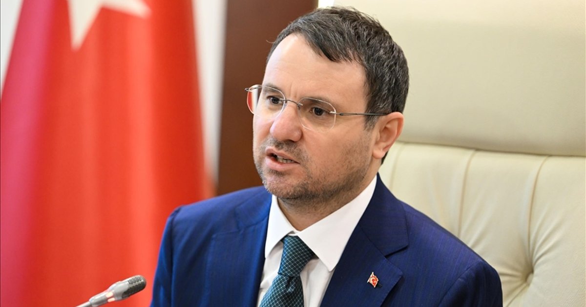 İstanbul'da Lisede Saldırı: Öğretmen Hayatını Kaybetti, Soruşturma Başlatıldı