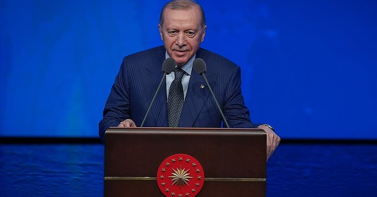 Cumhurbaşkanı Erdoğan Cerrahpaşa'da konuşuyor