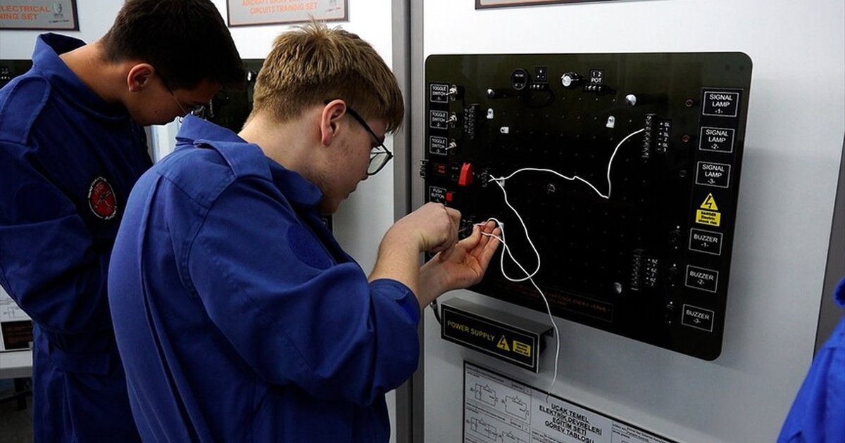 Geleceğin uçak teknisyenleri Isparta'da yetişiyor