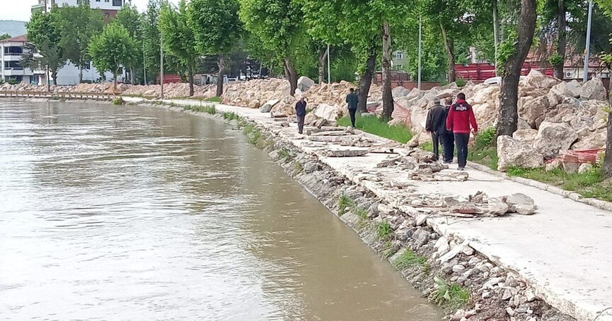 Tokat'ta taşkın riski: Eğitime 2 gün ara