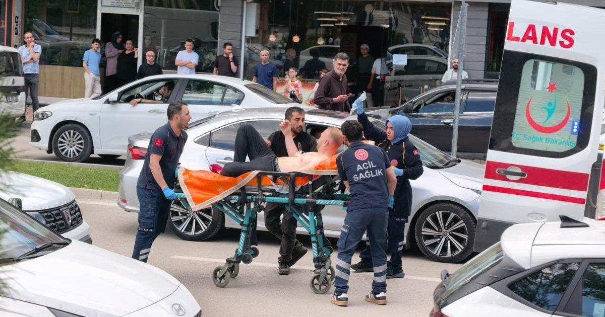 Bursa'da trafikte yol verme tartışması kanlı bitti