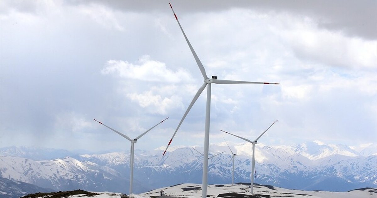 Muş'ta rüzgar enerjisiyle 32 bin hanenin elektriği karşılanıyor