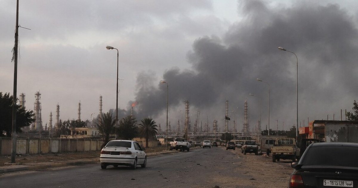Libya'da silahlı gruplar çatıştı: Zaviye Petrol Rafinerisi durduruldu