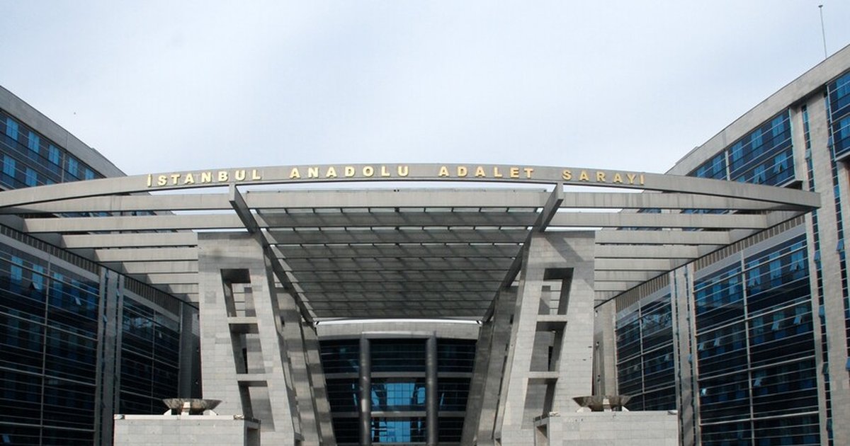 İstanbul'da şike operasyonu: 82 zanlı adliyede