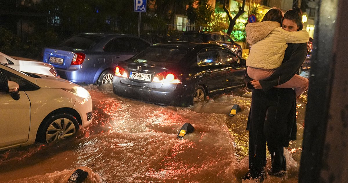 Meteoroloji'den sel uyarısı: Hatay'da su baskını riski