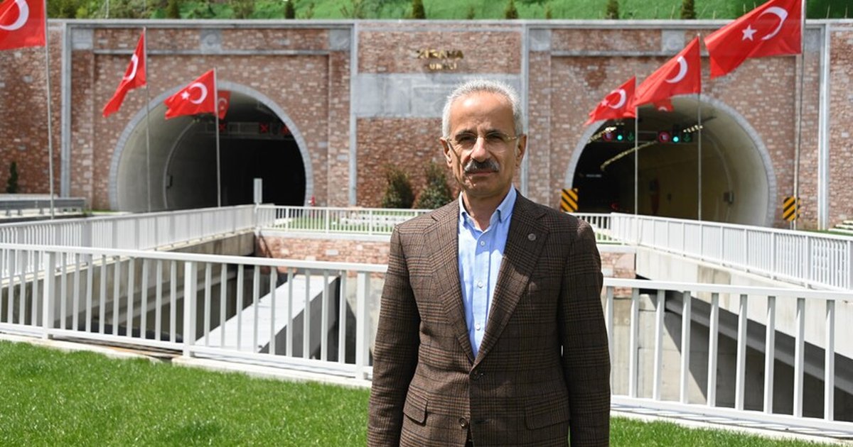 Zigana Tüneli 3 yılda 5 milyon araç kullandı