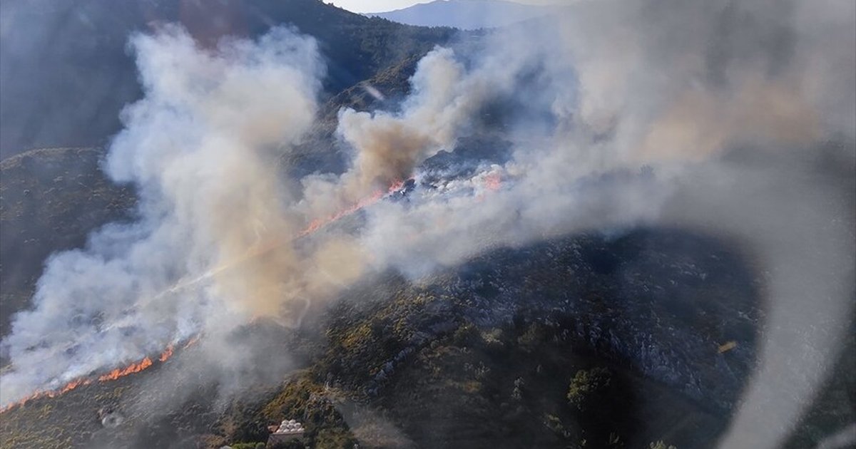 Marmaris'te makilik yangınına müdahale