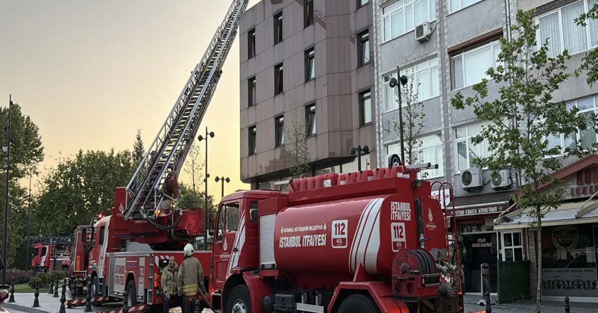 Fatih'te otel yangını: 1 ölü