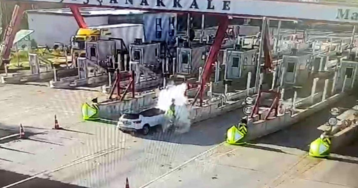Karı-kocayı ölüm ayırdı: Otoyol gişelerinde feci kaza