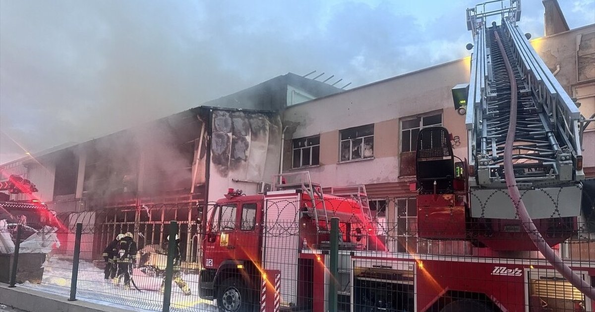 Konya'da itfaiye personeli yangına müdahale ederken şehit oldu