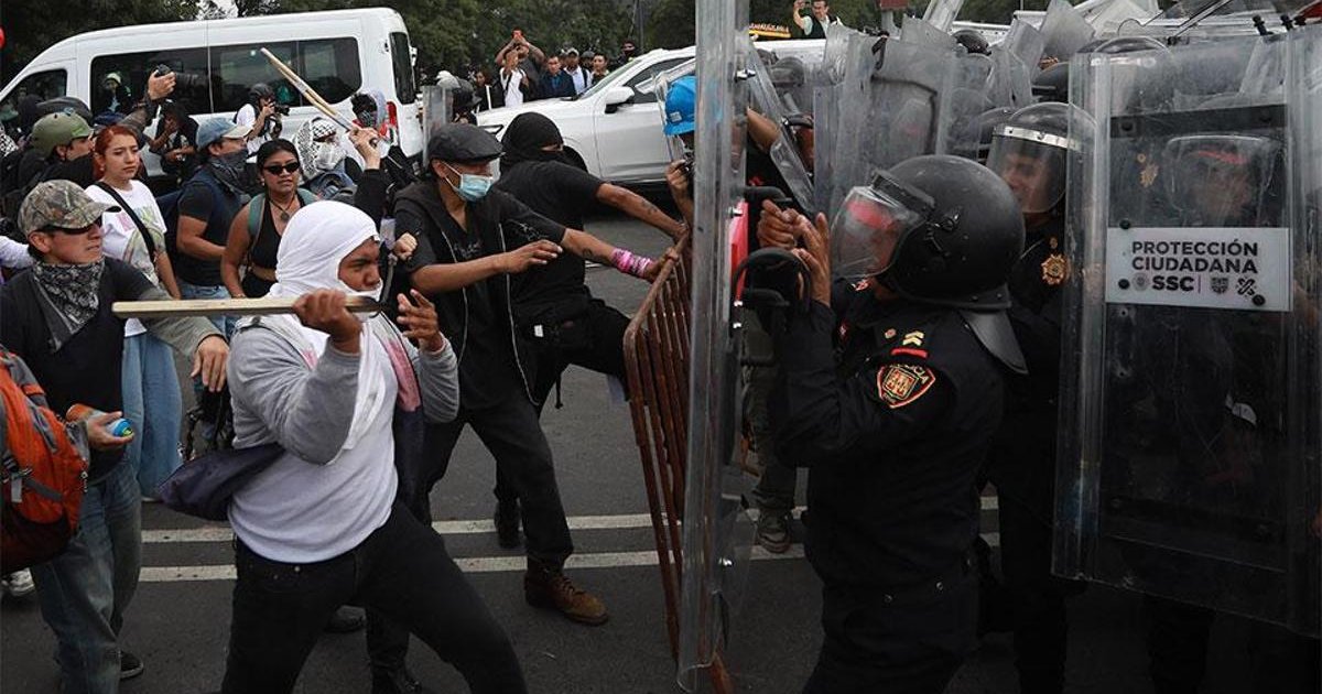 Meksika'da Dünya Kupası Olaylı Başladı: Protestolar Çıktı