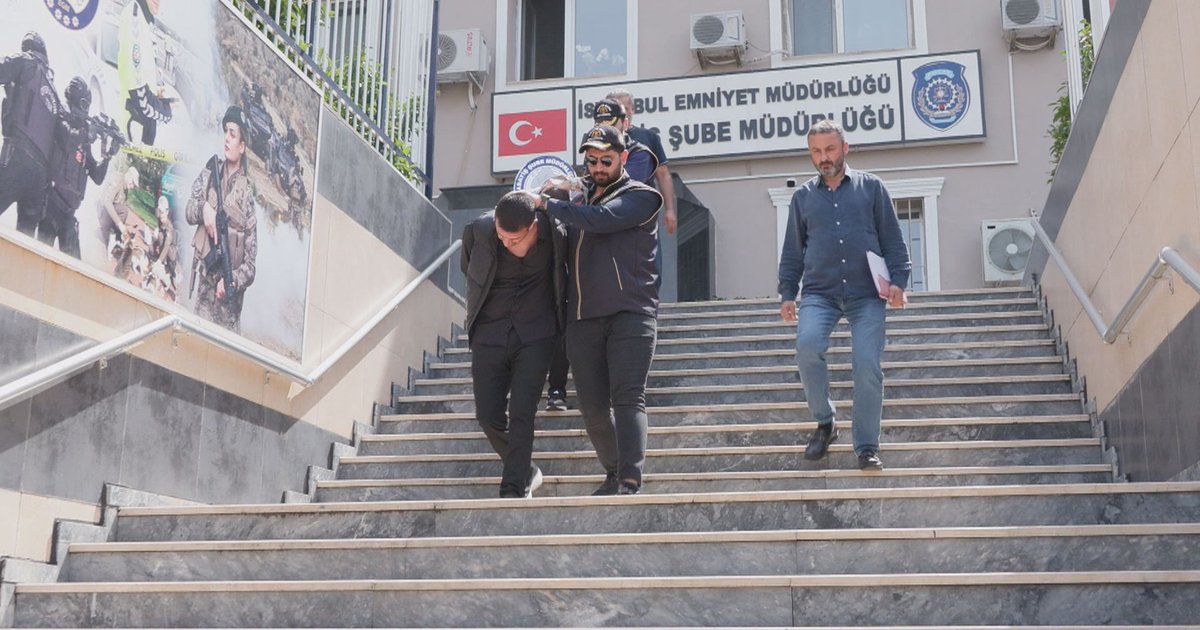 Büyükçekmece Adliyesi'nden 25 kilo altın çalan şüpheliler Türkiye'ye teslim oldu