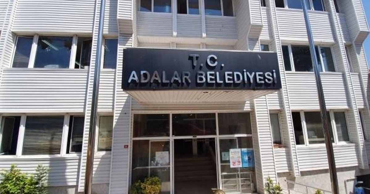 Adalar Belediyesi'ne yolsuzluk operasyonu