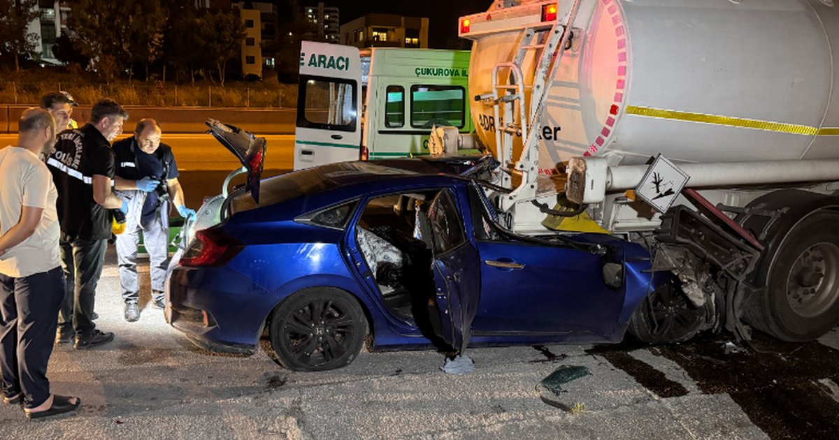 Adana'da emniyet şeridinde feci kaza: 1 ölü, 2 yaralı