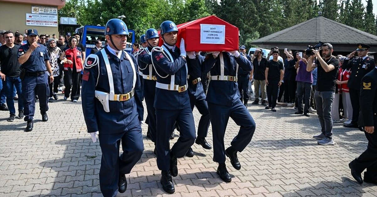 Jandarma Uzman Çavuş Samet Karabulut Adana'da toprağa verildi