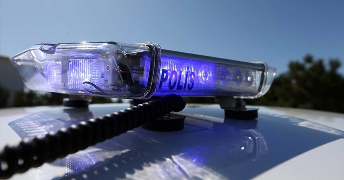İzmir'de sigorta şirketlerini zarara uğratan suç örgütüne operasyon