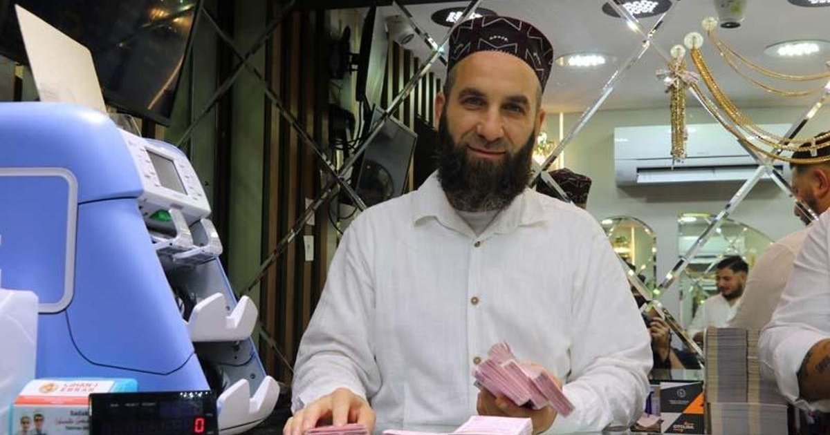 İzmir'de çöpe atılan 400 bin lira bulundu
