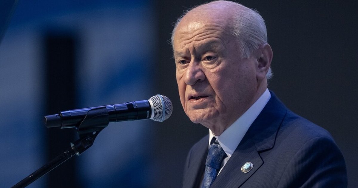 Bahçeli: İstanbul'un fethi büyük bir tarih hamlesidir