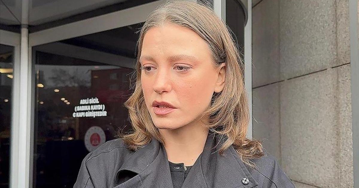 Serenay Sarıkaya Gözaltına Alındı