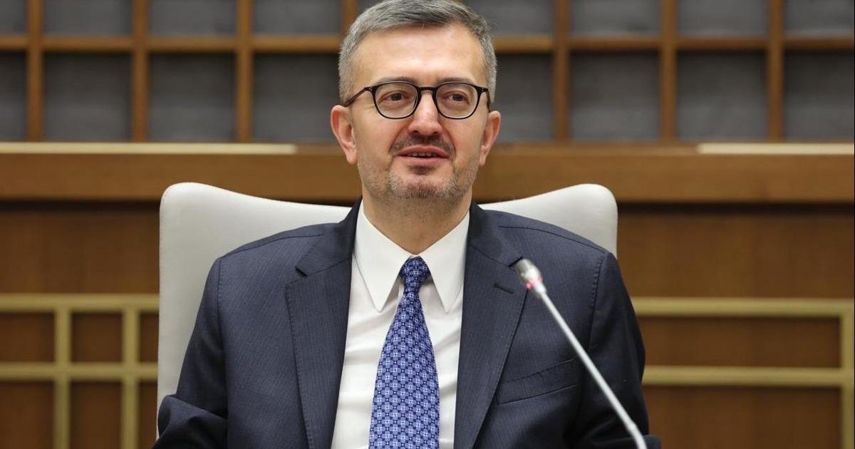 İletişim Başkanı Duran'dan sağlık çalışanlarına teşekkür