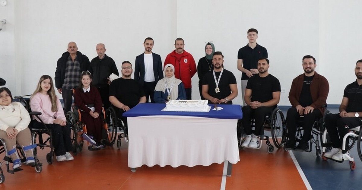 Kayseri Şehir Hastanesi sporcuları para atıcılıkta dereceye girdi