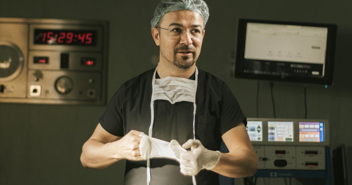 Fazla alınan ameliyat ücreti yasal faiziyle iade edilecek