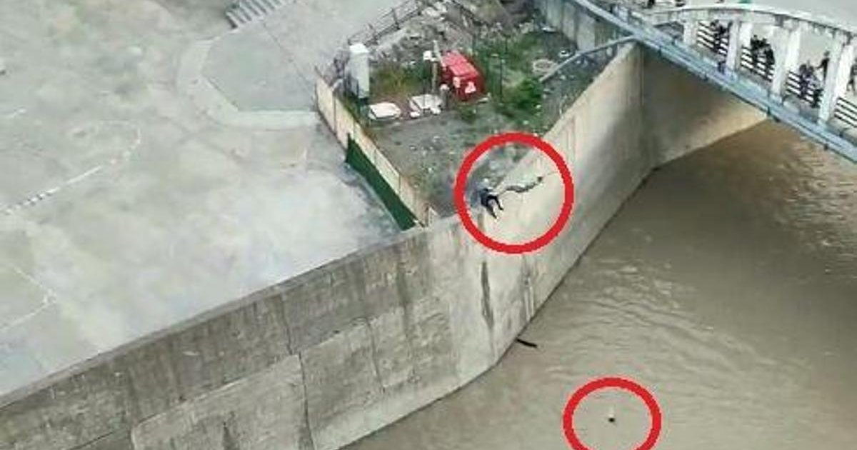 Artvin'de kahramanlık olayı: 11 yaşındaki kız dereye atlayarak kurtarıldı