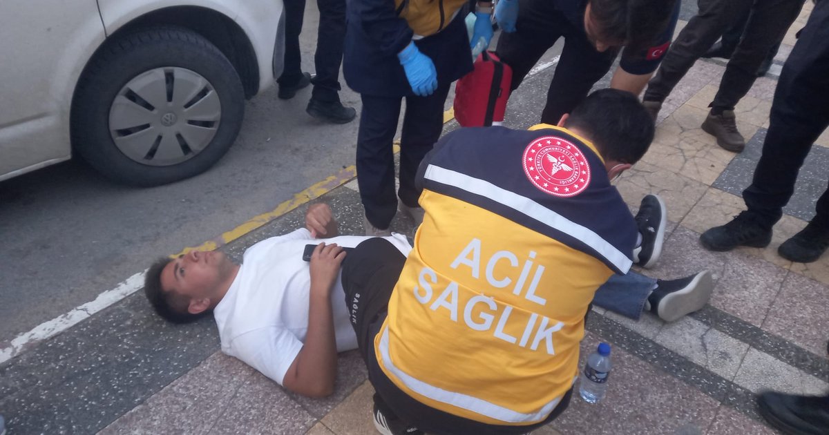 Aksaray'da 'Neden yan baktın?' kavgası: 1 kişi bıçaklandı