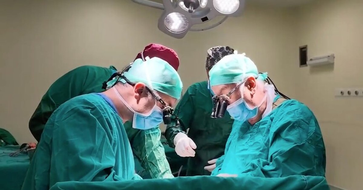 İnönü Üniversitesi sekizli çapraz karaciğer nakli yaptı