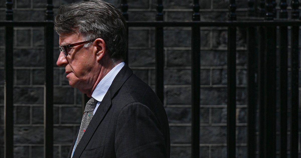 İngiltere'nin eski Washington Büyükelçisi Mandelson gözaltına alındı