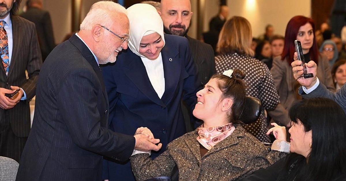 AK Parti'den engelli vatandaşlar için iftar programı