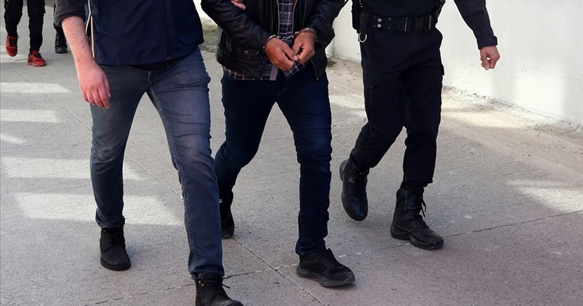 Edirne'de FETÖ şüphelileri yakalandı