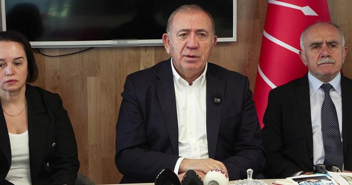 CHP İstanbul İl Başkanlığı'nda toplumsal sorunlar ele alındı