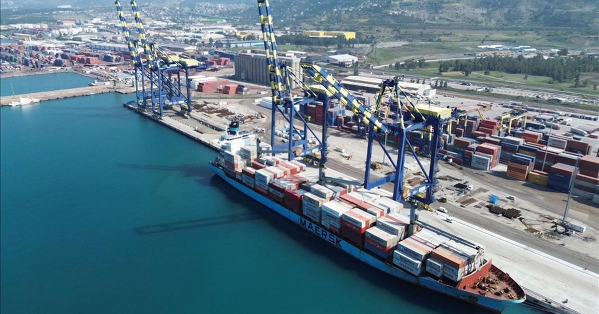 Limanlarda şubatta rekor yük elleçlendi