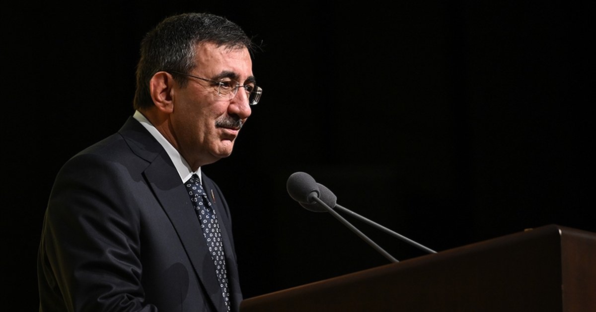 Cumhurbaşkanı Yardımcısı Yılmaz'dan Kadir Gecesi mesajı