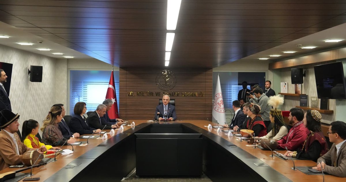 Bakan Ersoy, TÜRKSOY heyeti ile Nevruz'da bir araya geldi