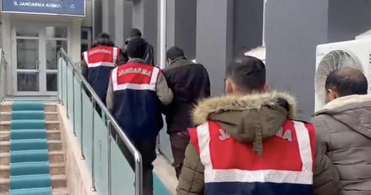 DEAŞ'a yönelik 24 ilde operasyon: 88 şüpheli yakalandı