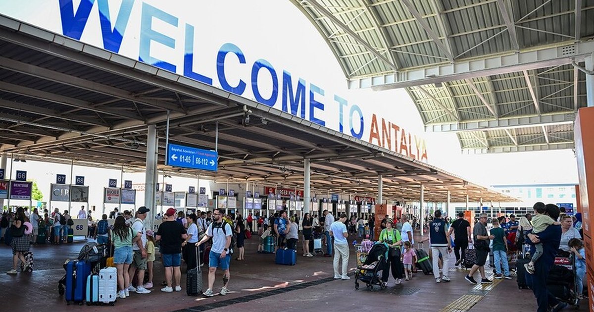 Antalya Havalimanı'nda yolcu sayısı arttı