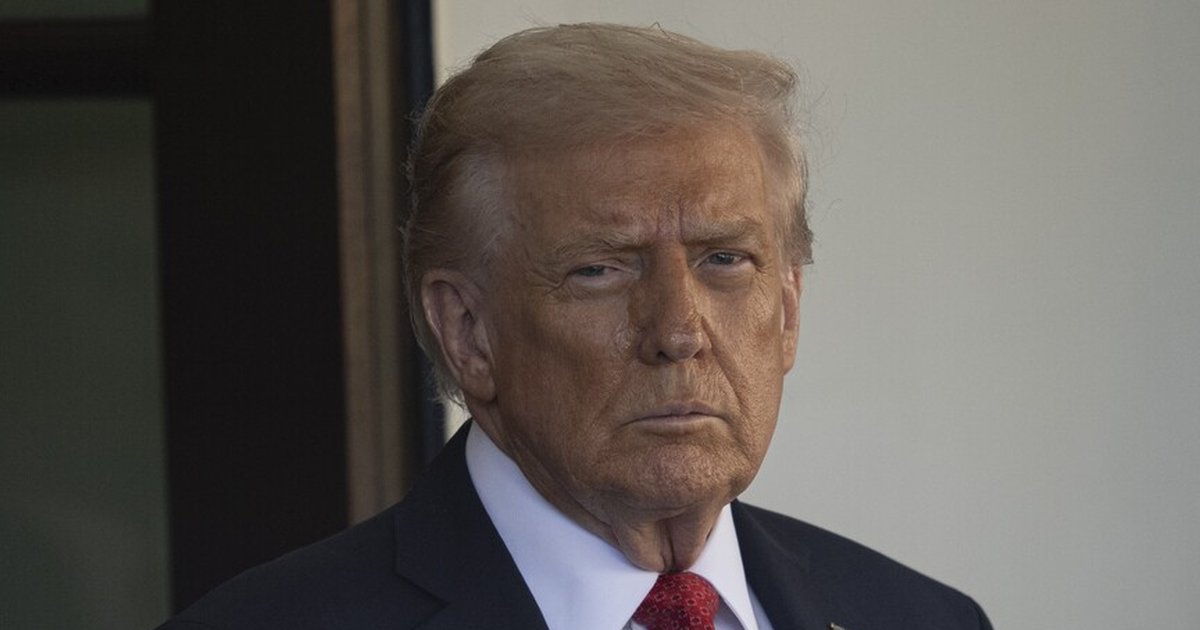 Trump'tan federal benzin vergisini askıya alma planı