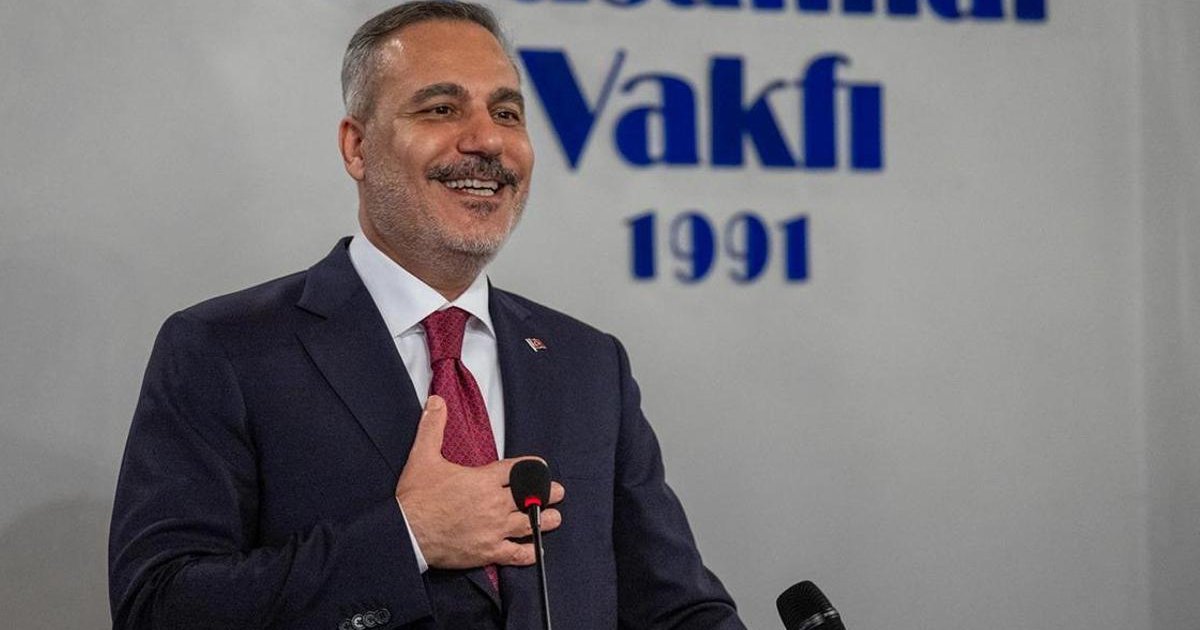 Dışişleri Bakanı Hakan Fidan Siyasallılar Vakfı'nı ziyaret etti