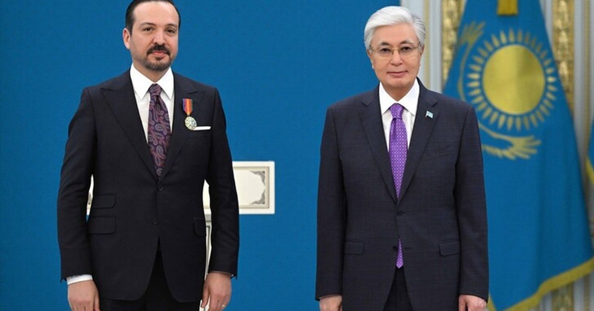 AK Parti Genel Başkan Yardımcısı Zorlu'ya Kazakistan'dan dostluk nişanı