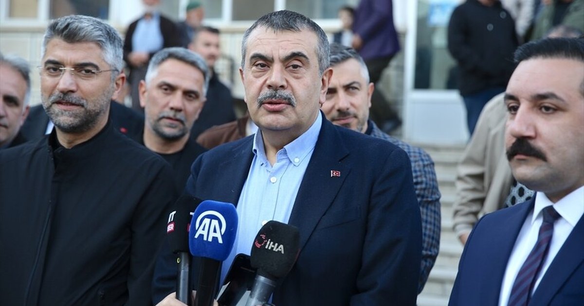 Bakan Tekin: Milli ve Manevi Değerlere Sahip Çocuklar Yetiştiriyoruz