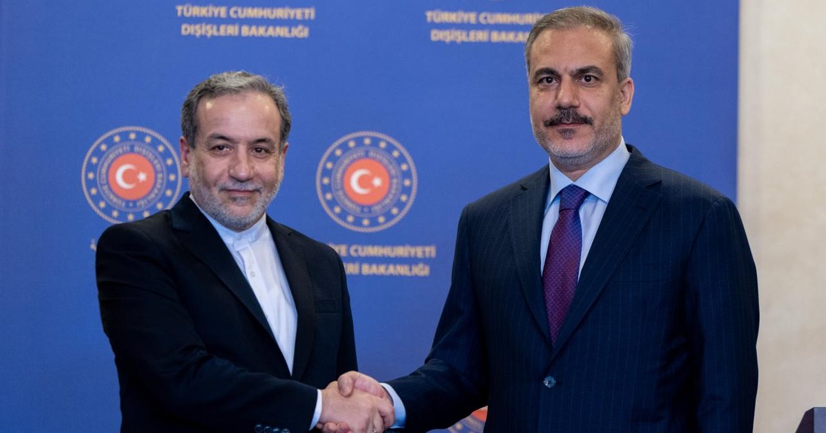 Bakan Fidan, İran Dışişleri Bakanı Arakçi ile görüştü