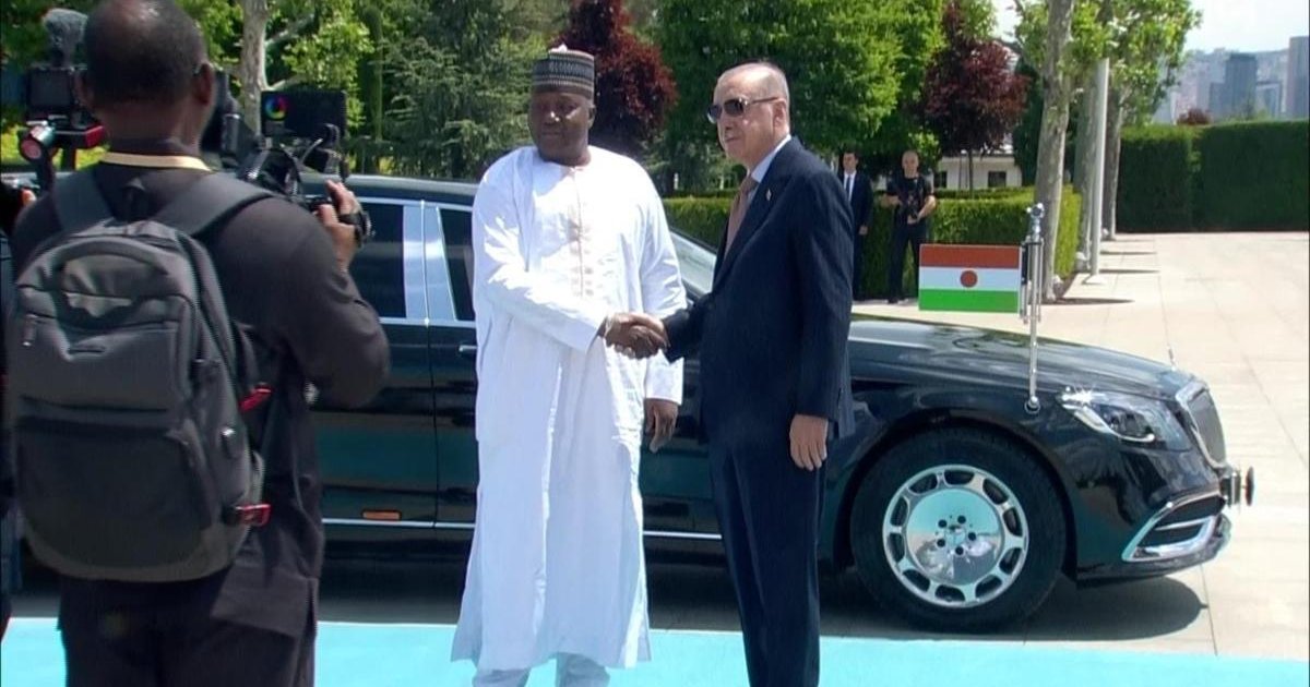 Cumhurbaşkanı Erdoğan Nijer liderini karşıladı