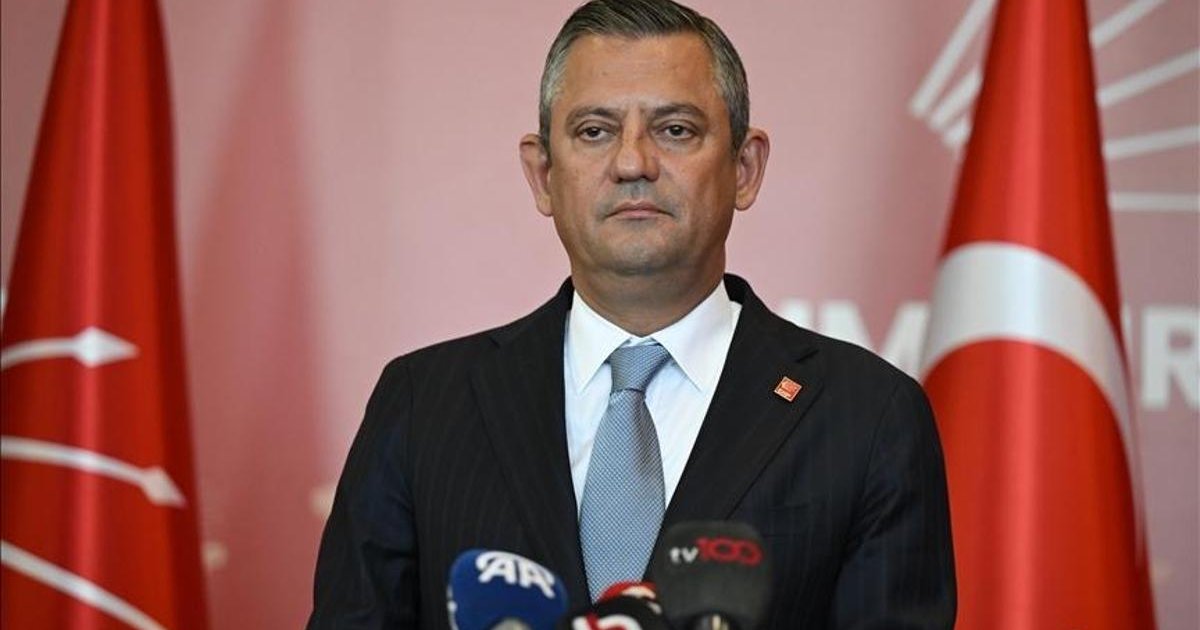 CHP Grup Toplantısı Krizi: Özgür Özel Konuşacak