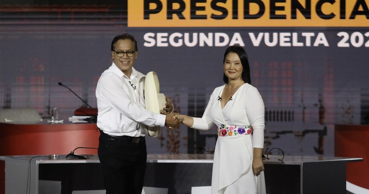 Peru'da devlet başkanı seçimi başa baş gidiyor