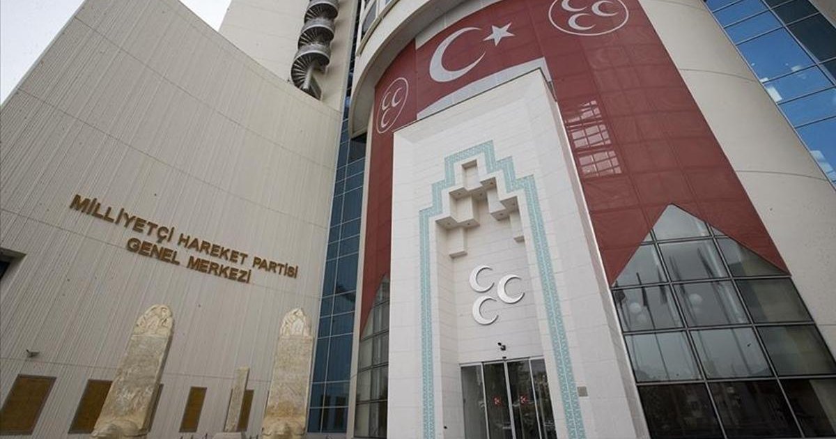 MHP'nin 3 il teşkilatı feshedildi