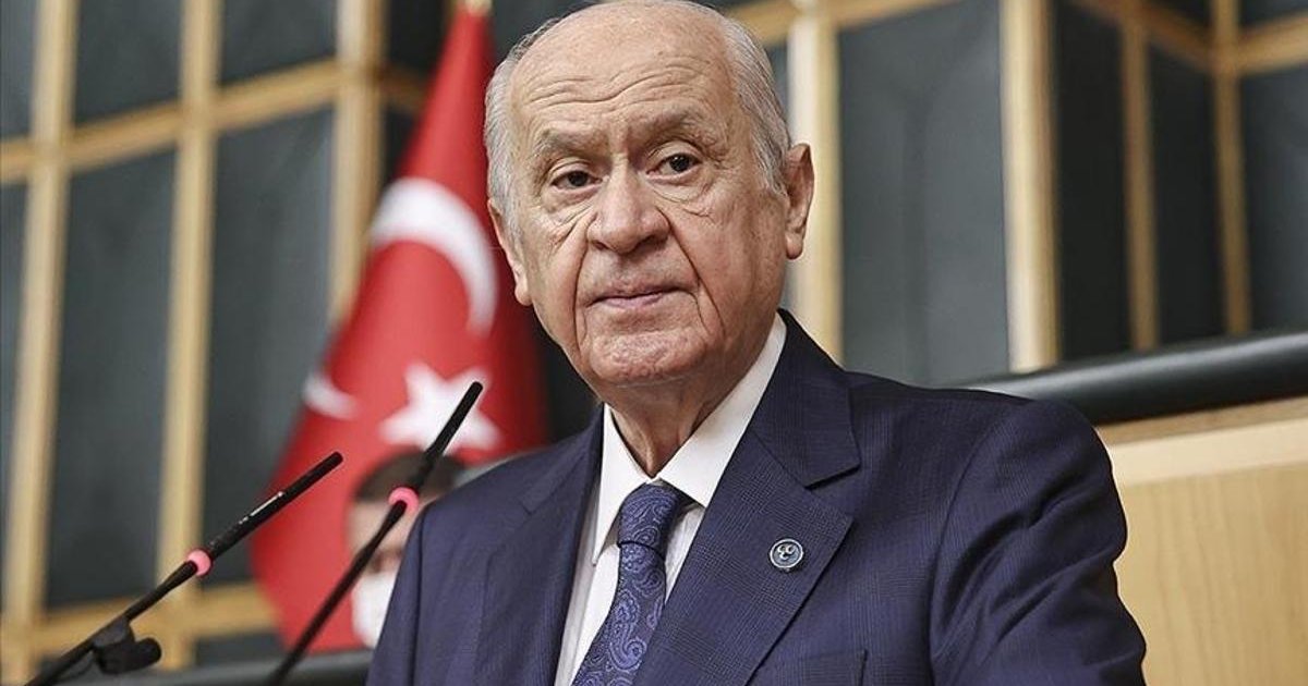 Devlet Bahçeli'den Özgür Özel'e çağrı