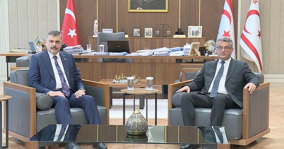 KKTC Cumhuriyet Meclisi Başkanı Öztürkler, İçişleri Bakanı Çiftçi'yi kabul etti
