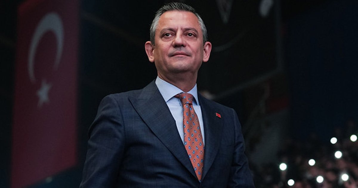 Özgür Özel'den yeni hamle! 28 isim PM'den istifa etti